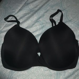 Victoria’s Secret black push up bra